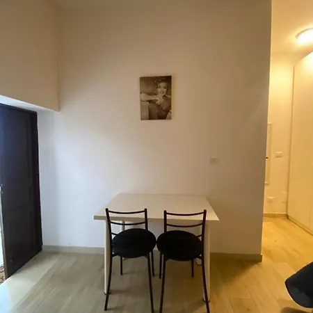 Mini Loft - Centro - A Due Passi Dal Mare Lägenhet Bari